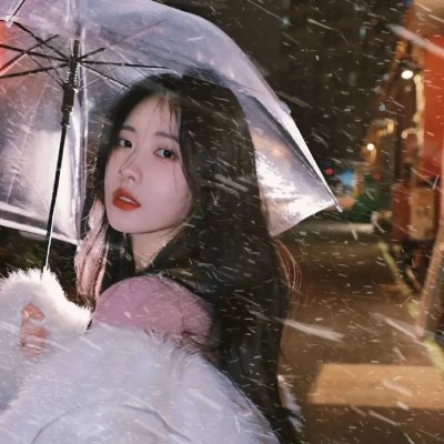 妮可睡不著